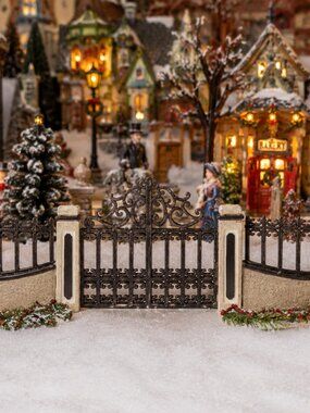 Lemax Dickensvale Collectibles Iron Gate & Wall Set of 5 Victorian Village Fence